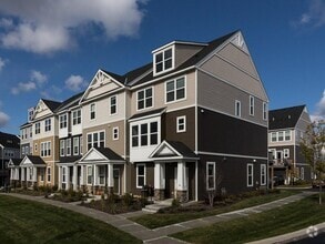 Building Photo - 5204 Hampton St NE