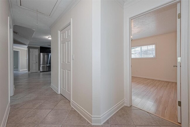 Building Photo - 16006 Glen Mar Dr