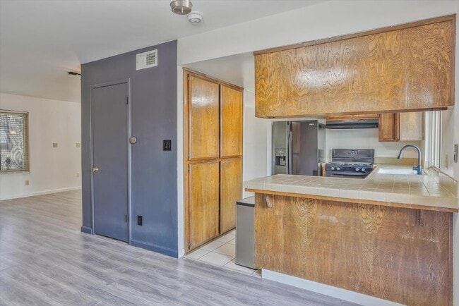 Building Photo - 5901 Casa Alegre