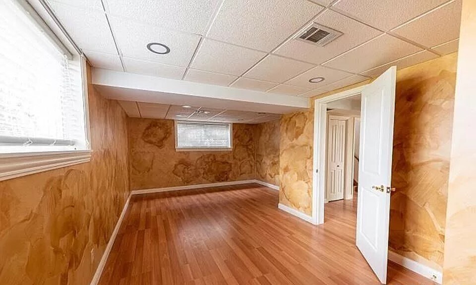 Family Room at Lower Level - 1528 W Daytona Dr