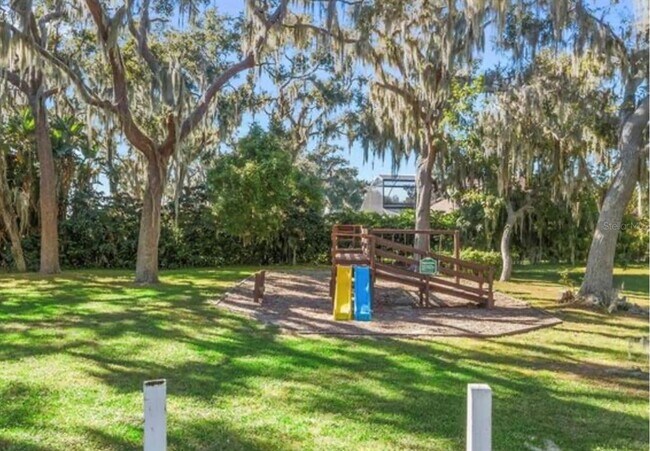 Building Photo - 10817 Masters Dr