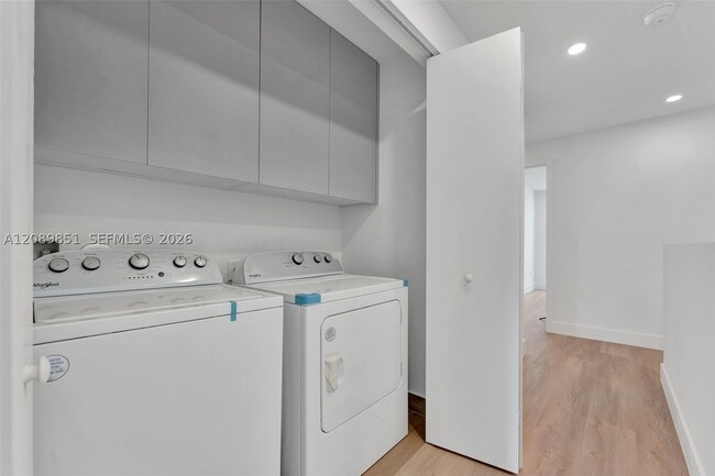 Building Photo - 1533 NW 94th Ave