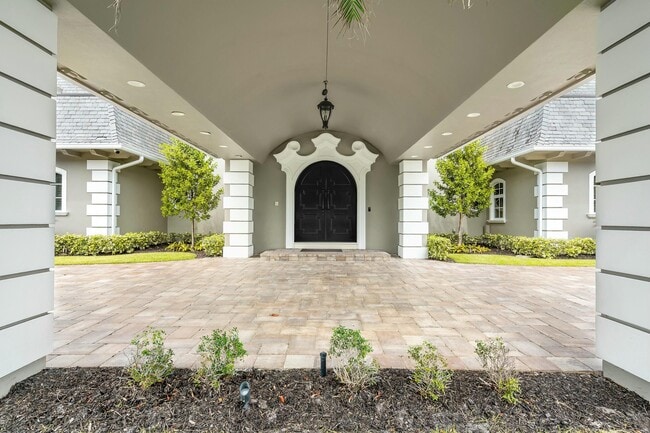 Building Photo - 477 S Beach Rd