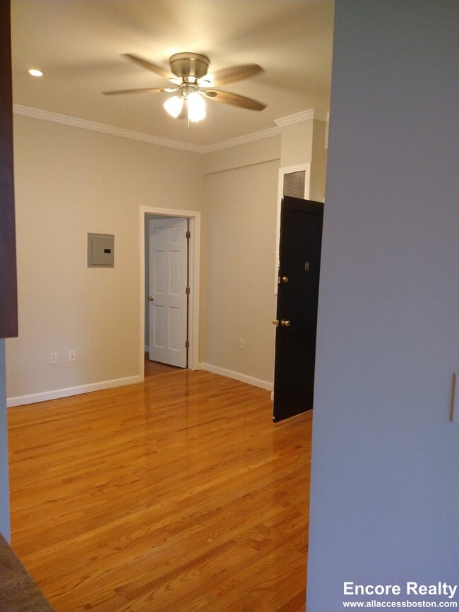 Building Photo - 1189 Commonwealth Ave