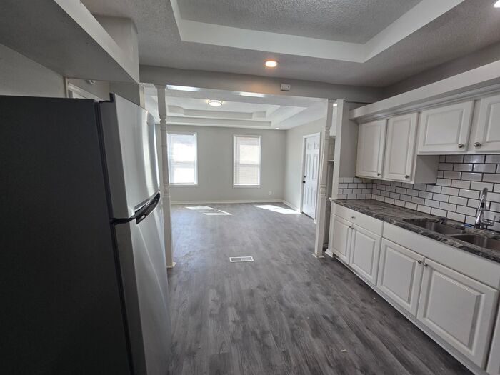 Building Photo - 3434 Olive St