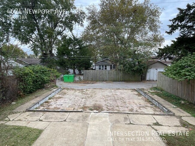 Building Photo - 4624 Newport Ave