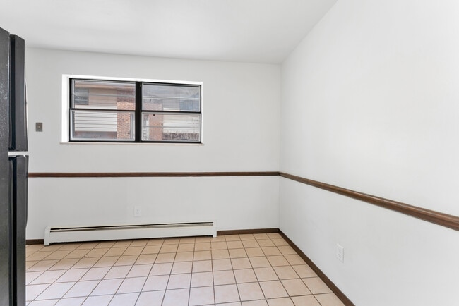 Building Photo - 3908 Frederick St