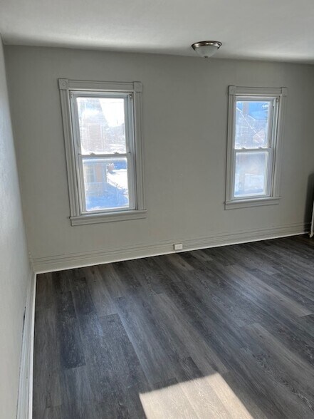 Bedroom 1 - 9 N 4th St