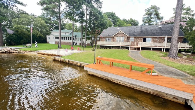 Building Photo - 159 Starboard Bay