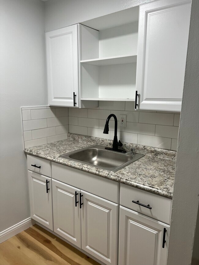 Building Photo - Main Street Milford Apartments LLC