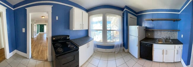 Kitchen - 1480 S. Gordon Street S.W. Atlanta, GA 30310