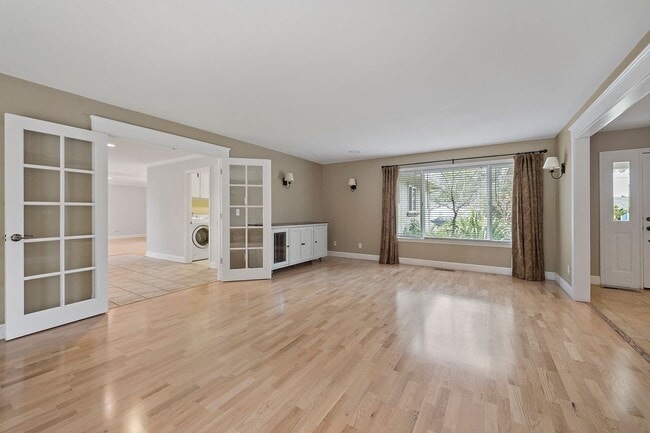 Building Photo - Beautiful 4/2 Home with Cupertino Schools!