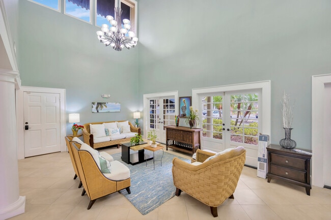 Building Photo - Lake Parsons Green