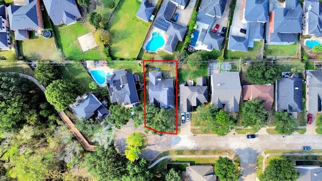 Building Photo - 20922 Whitevine Way