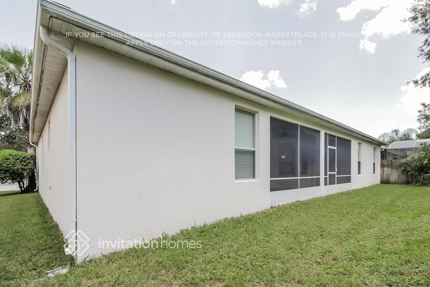 Building Photo - 305 Oak Springs Dr