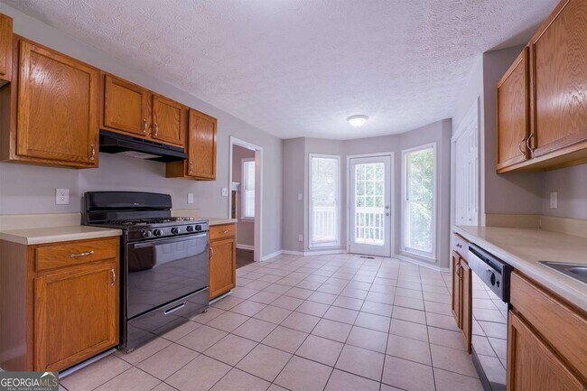 Building Photo - 493 Silverthorne Cir