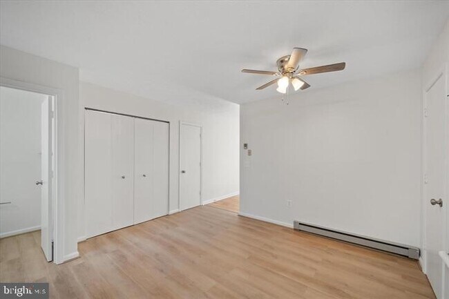 Building Photo - 228 Carroll Dr