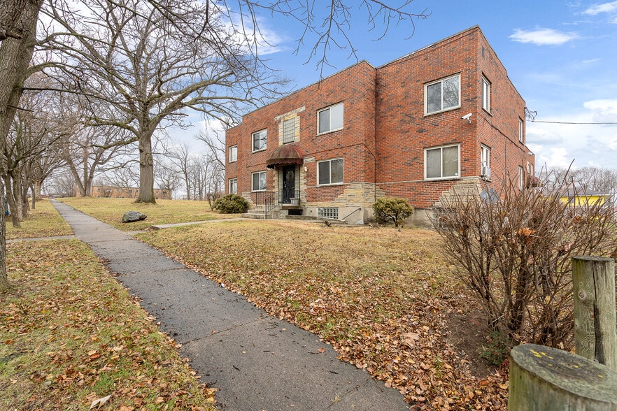 Building Photo - 602 Rockford Ave