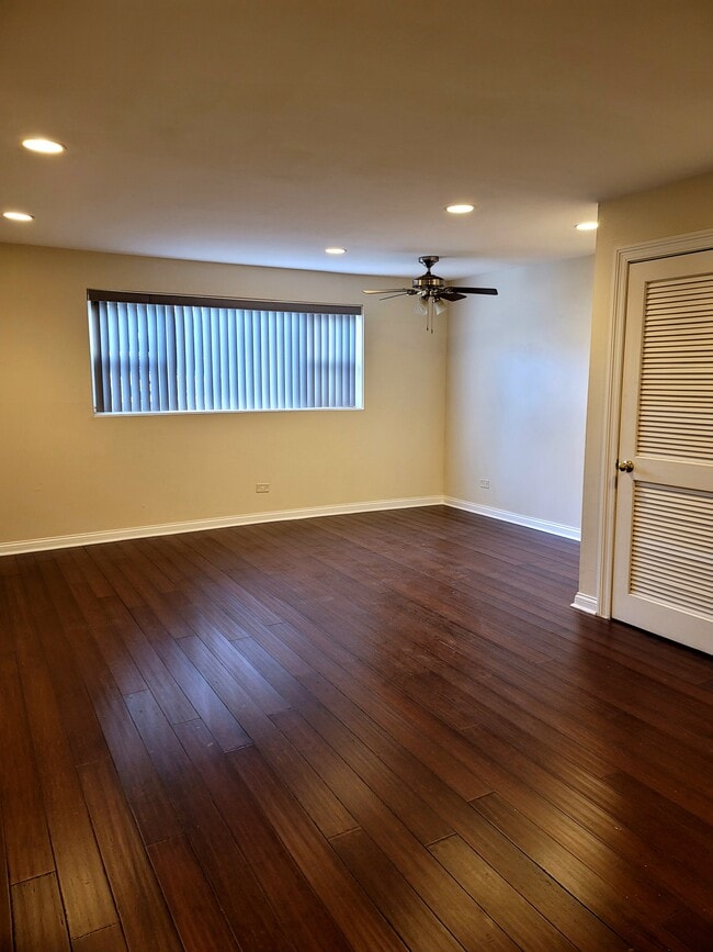 Building Photo - 2105 St Charles Rd