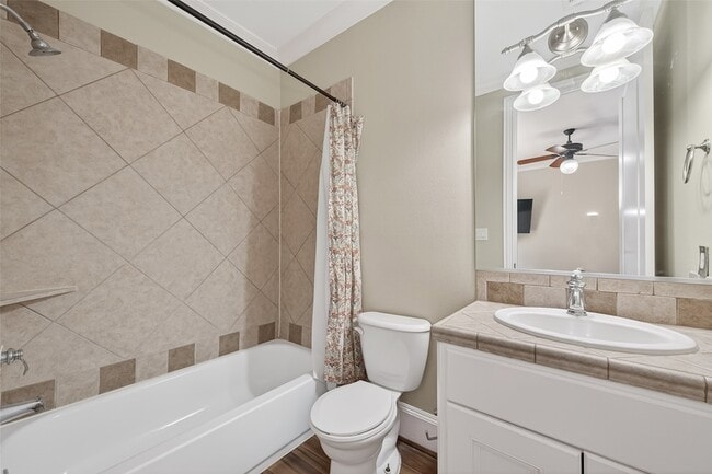 Building Photo - 105 Detering St