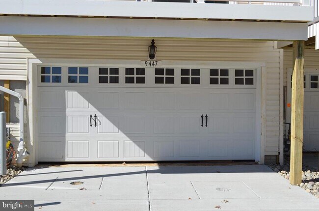 Building Photo - 9447 Paragon Ct