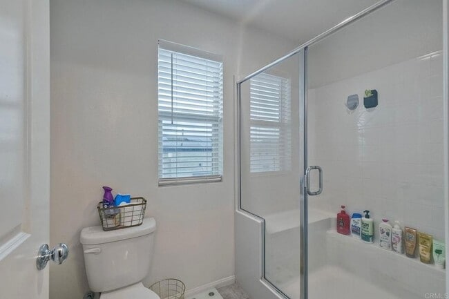 Building Photo - 2211 Solara Ln