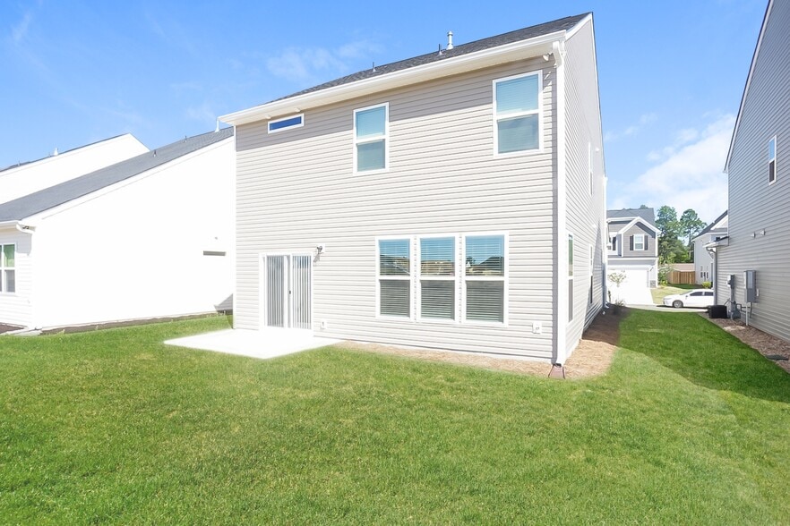 Building Photo - 582 Count Fleet Ct