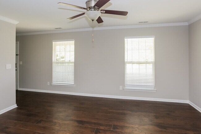 Building Photo - 11124 Leadenhall Ln