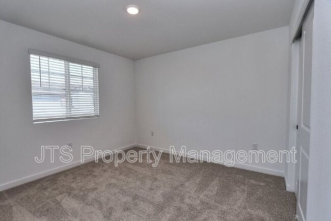 Building Photo - 4266 Aura Way