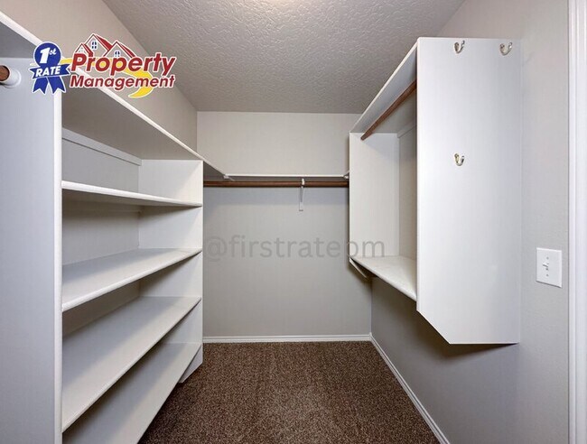 Building Photo - 2688 N Cinnamon Pl