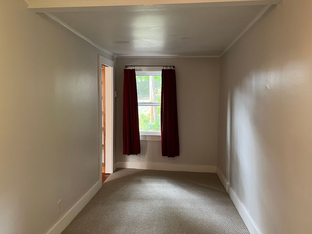 Building Photo - 7 Pohndorf Dr