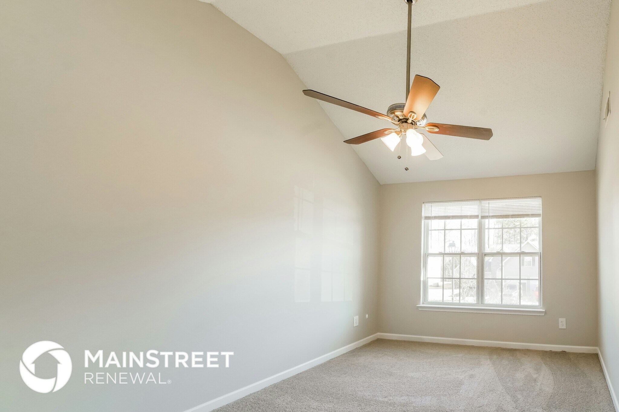 Building Photo - 2021 Reflective Waters Rd