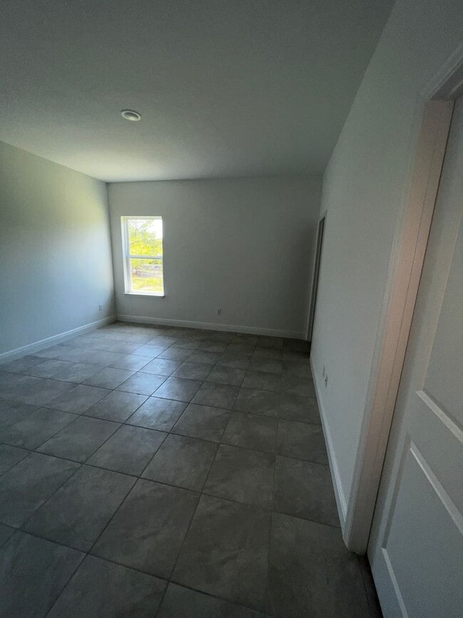Building Photo - 2680 SW 151st Pl