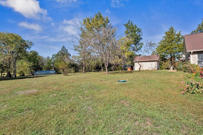 Building Photo - 614 Greene Dr