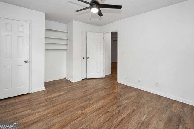 Building Photo - 209 N Lee St