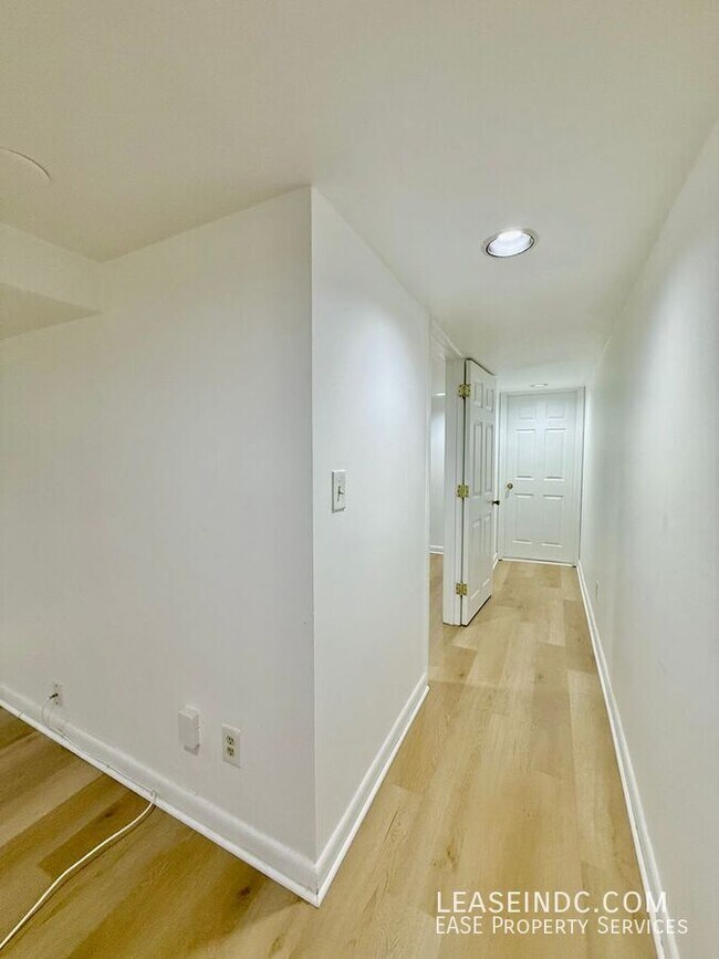 Building Photo - 29 T St NW