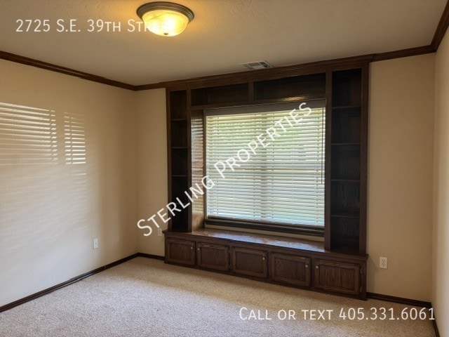 Building Photo - 2725 SE 39th St
