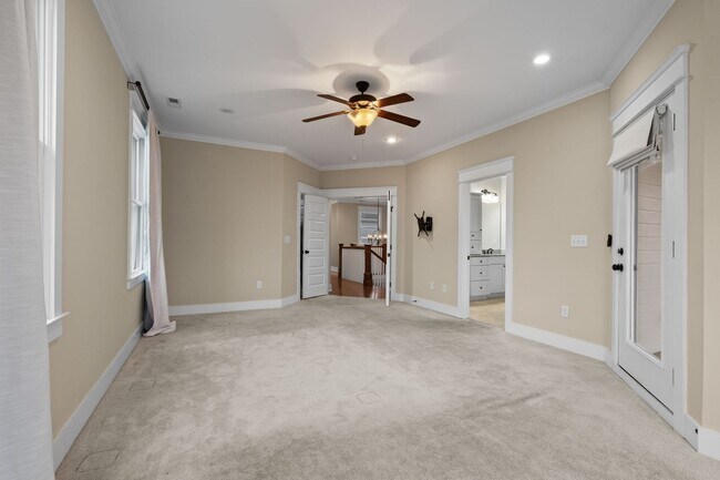 Building Photo - 311B 54th Ave N