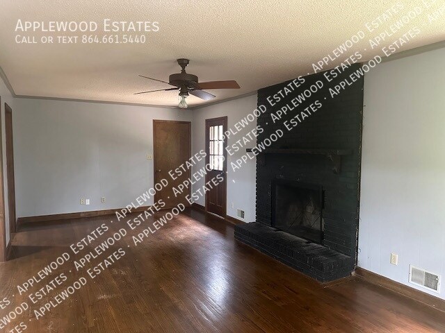 Building Photo - 133 Bristow Ln