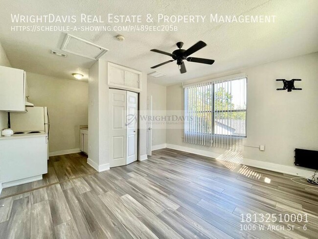 Building Photo - Adorable Studio Near University of Tampa!