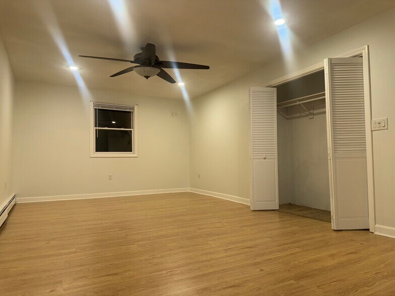 Building Photo - 33 Appleton St