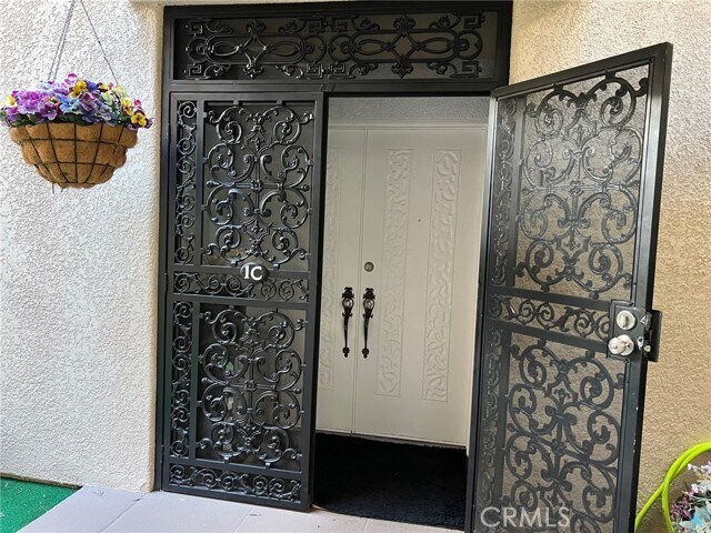 Building Photo - 2370 Via Mariposa W