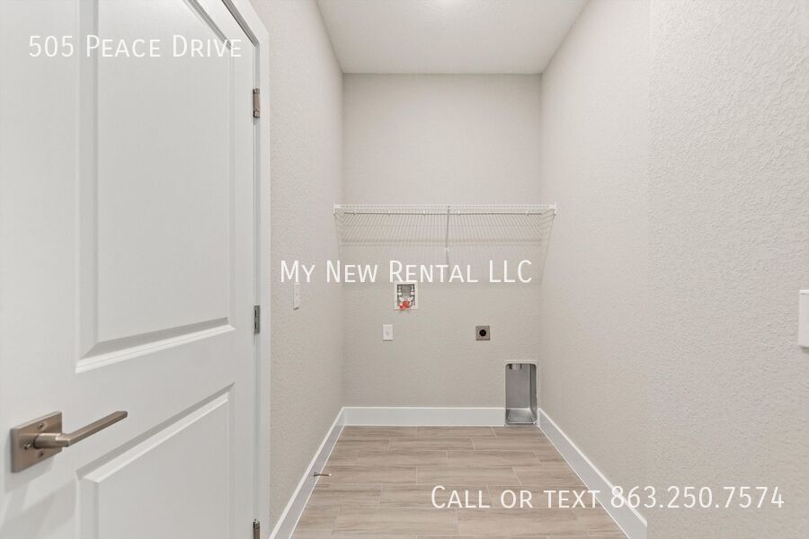 Building Photo - 505 Peace Dr