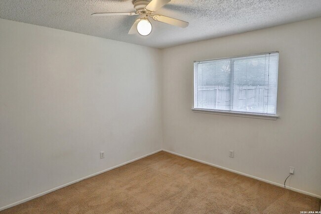 Building Photo - 1815 Big Rock Dr