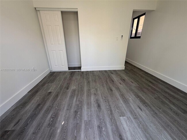 Building Photo - 16536 SW 54th St