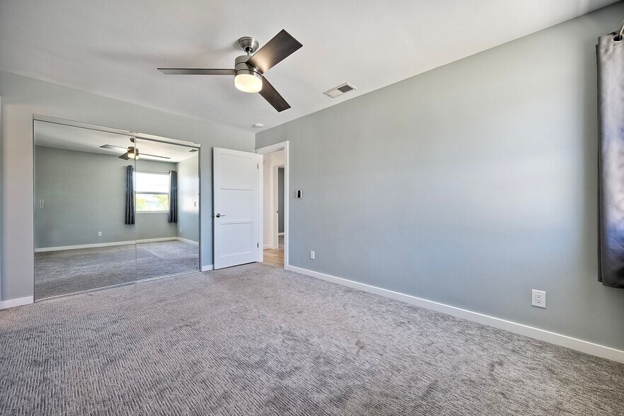 Primary Bedroom - 6258 Pembroke Dr