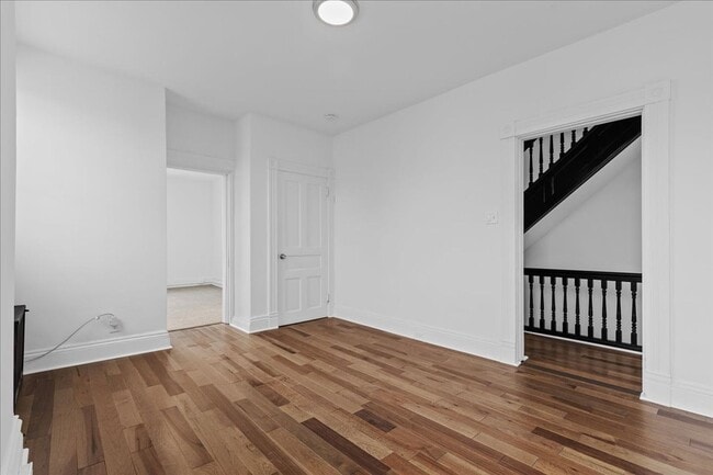 Building Photo - 515 Cato St