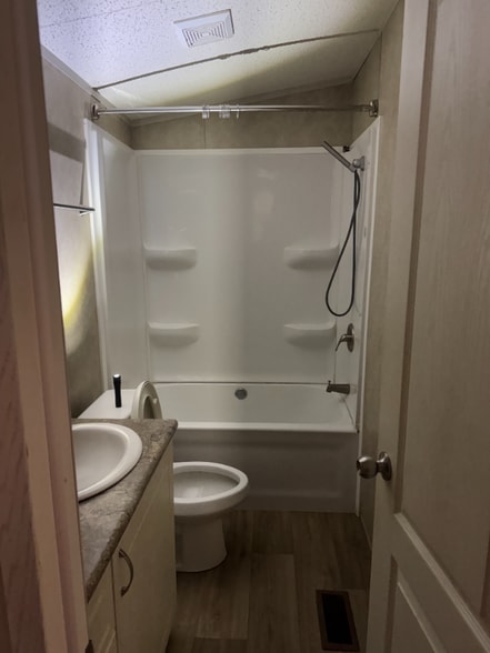 Building Photo - 50 Old Train Rd