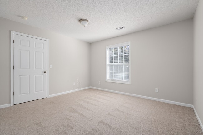 Building Photo - 7145 W Friendly Ave