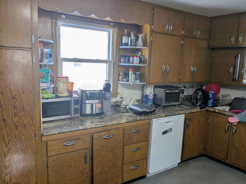 Building Photo - 627 7th Ave S